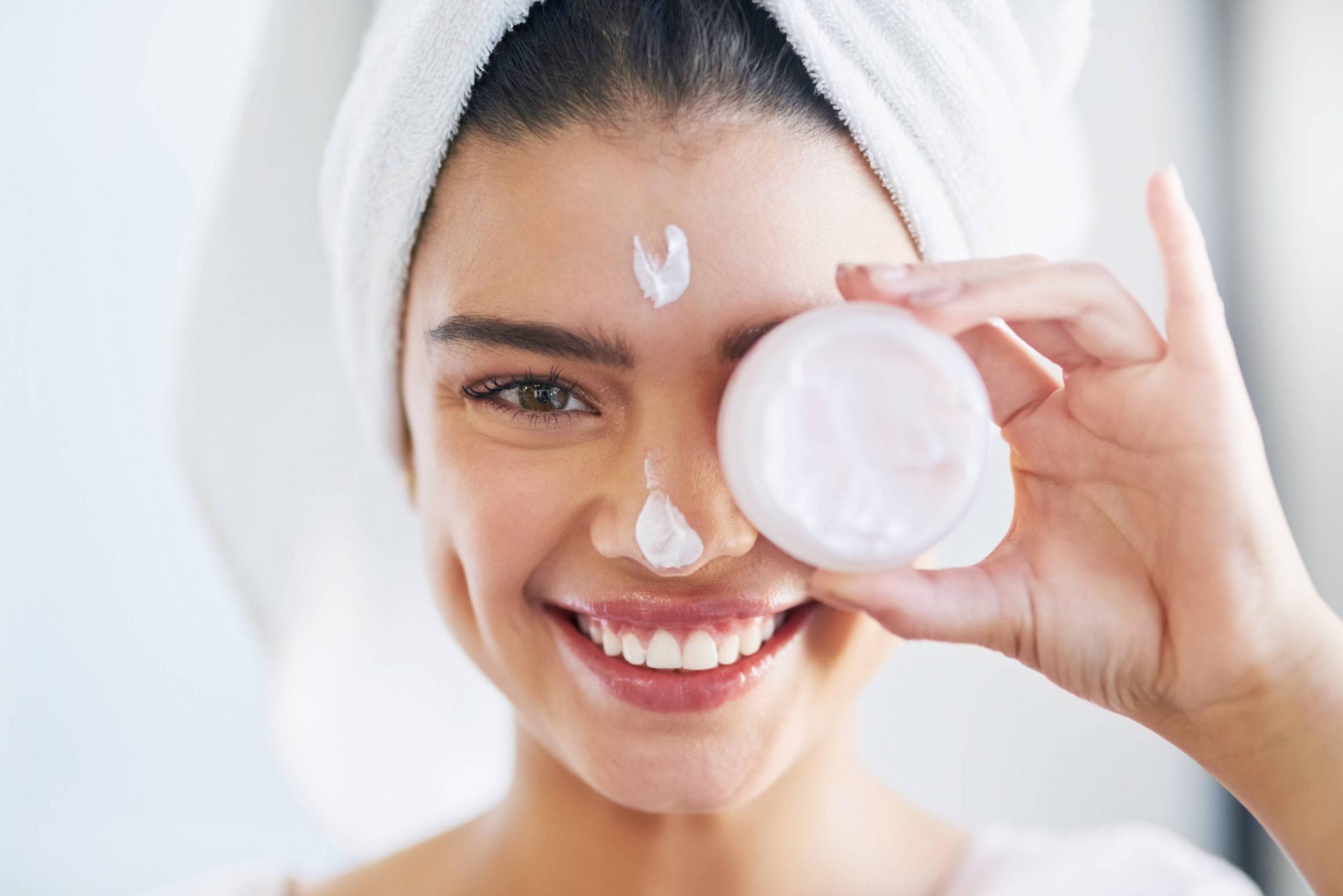 Several reasons on why you must learn about skin care